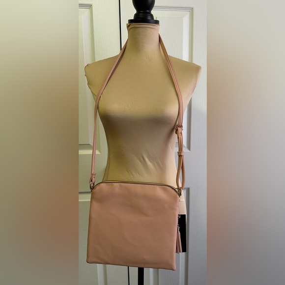 Elegant Pink Quilted Crossbody Bag - Picture 2 of 5